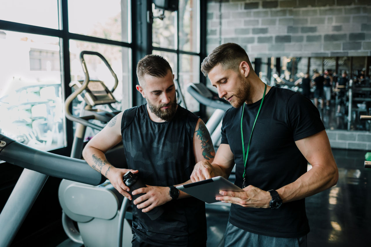 Indoor personal cardio training in gym; Shutterstock ID 1822207589; purchase_order: POIIG0004097; job: OMG1193295; client: Danone UK; other: 480